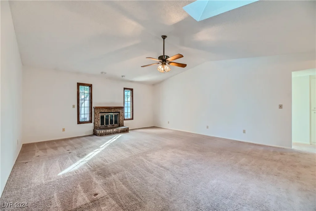 3719 Lorraine, Las Vegas, NV 89120