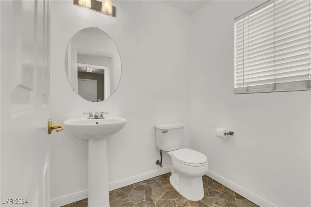 8529 Raindrop Canyon, Las Vegas, NV 89129