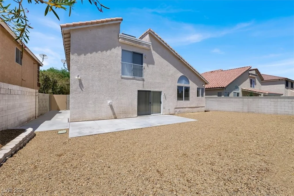 8529 Raindrop Canyon, Las Vegas, NV 89129