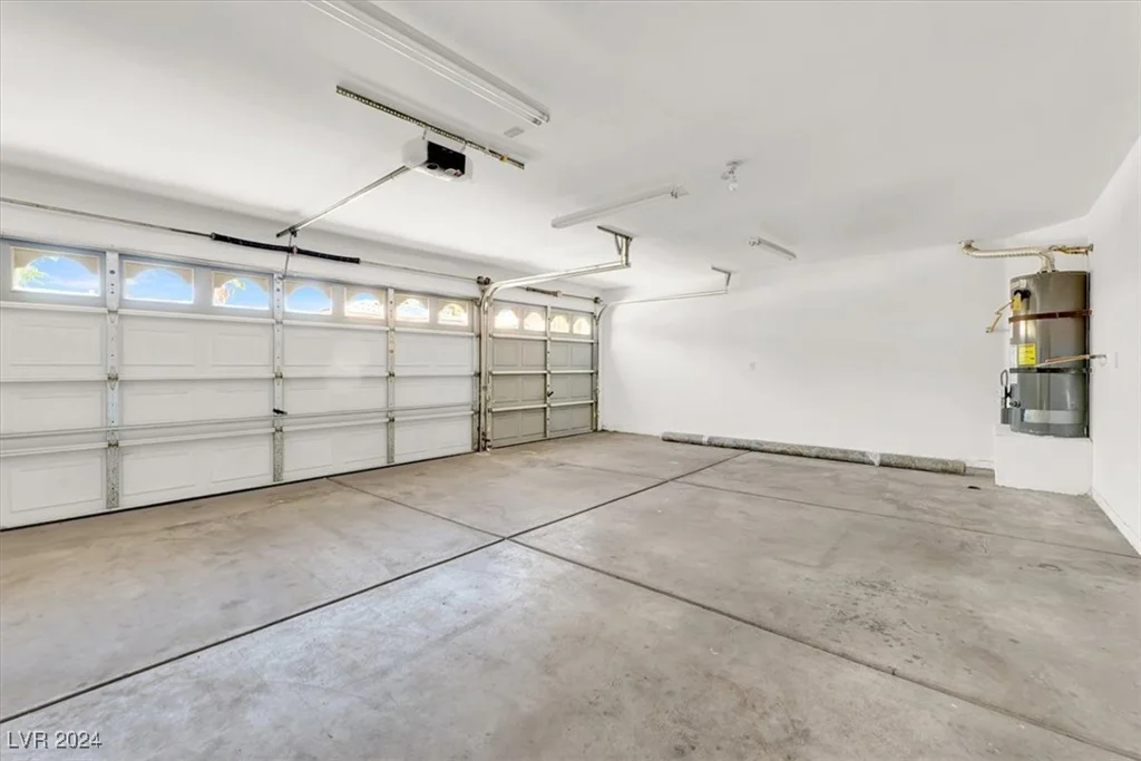 8529 Raindrop Canyon, Las Vegas, NV 89129