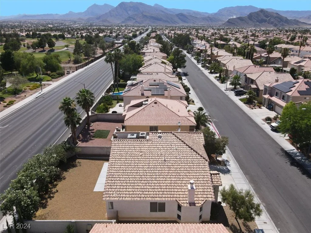 8529 Raindrop Canyon, Las Vegas, NV 89129