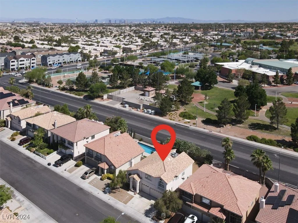 8529 Raindrop Canyon, Las Vegas, NV 89129