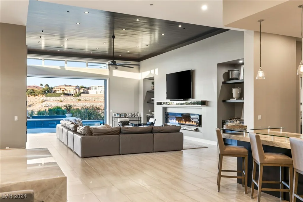 1376 Opal Valley, Henderson, NV 89052