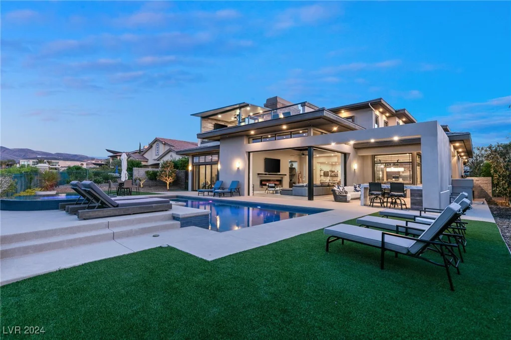 1376 Opal Valley, Henderson, NV 89052