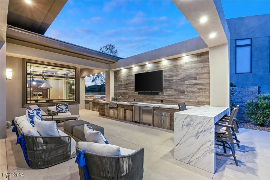 1376 Opal Valley, Henderson, NV 89052