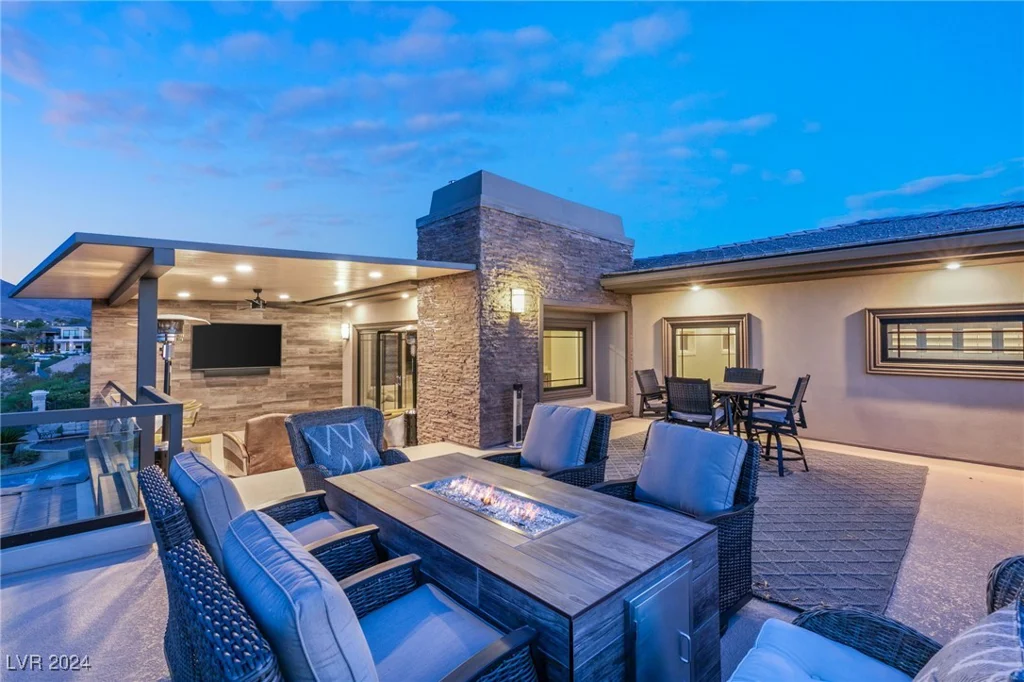 1376 Opal Valley, Henderson, NV 89052
