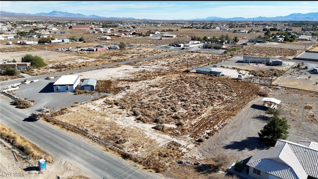 2571 Hacienda, Pahrump, NV 89048