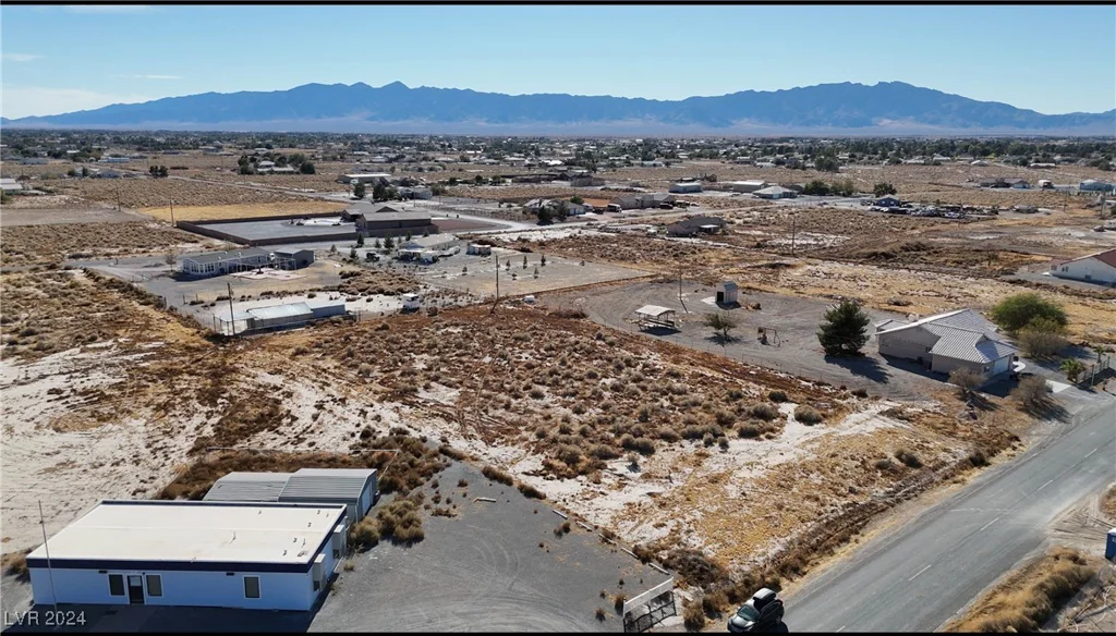 2571 Hacienda, Pahrump, NV 89048
