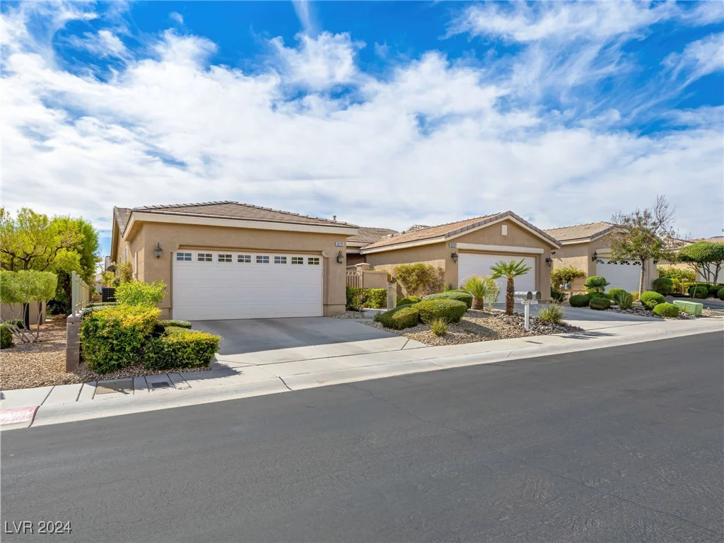 10215 Villa Arceno, Las Vegas, NV 89135