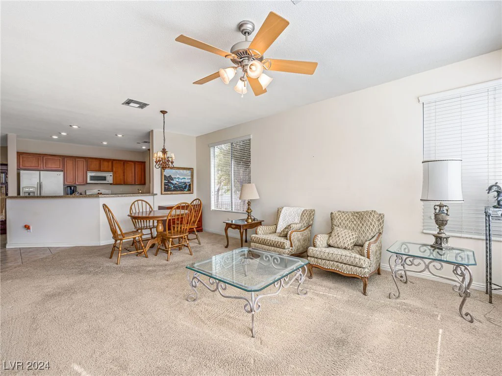 10215 Villa Arceno, Las Vegas, NV 89135