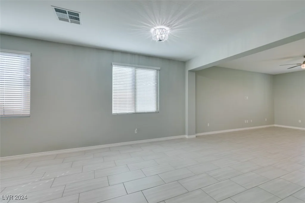 10137 Skye Saddle, Las Vegas, NV 89166