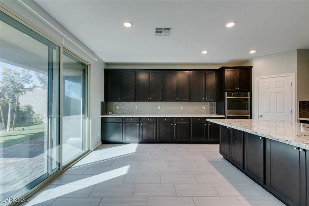 10137 Skye Saddle, Las Vegas, NV 89166