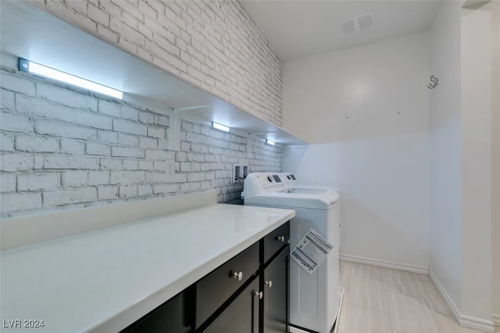 10137 Skye Saddle, Las Vegas, NV 89166