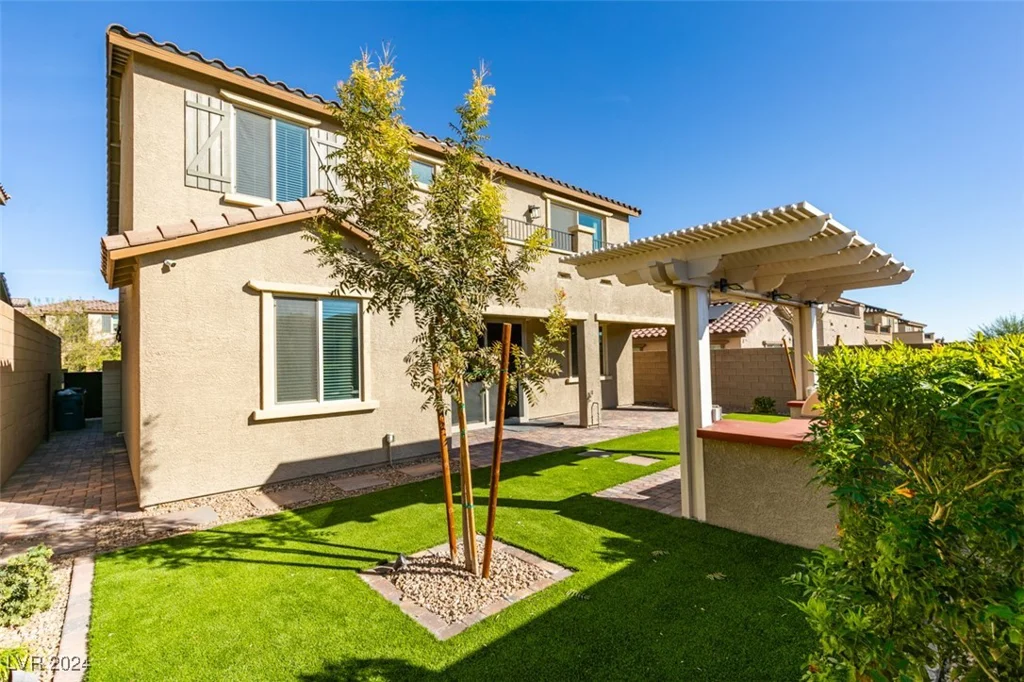 10137 Skye Saddle, Las Vegas, NV 89166