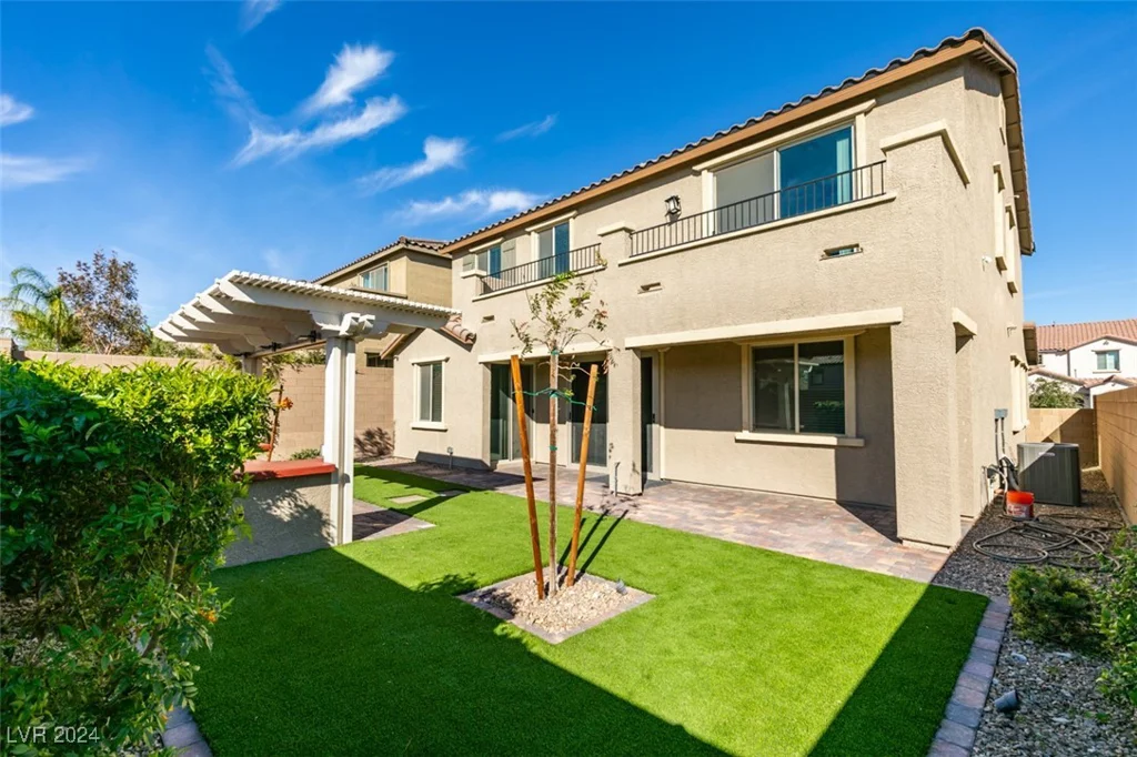 10137 Skye Saddle, Las Vegas, NV 89166