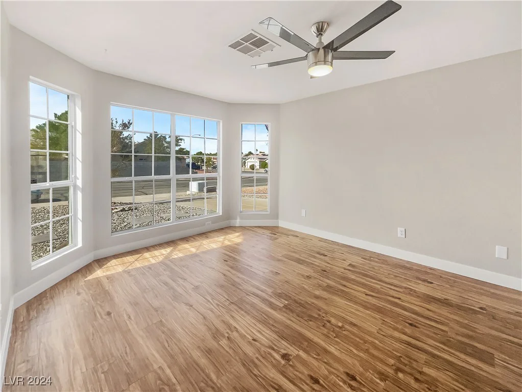 540 Brownlee, Henderson, NV 89015
