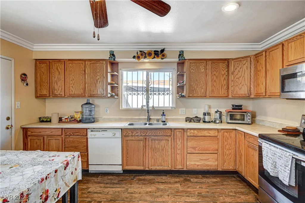 208 Prince, Las Vegas, NV 89110