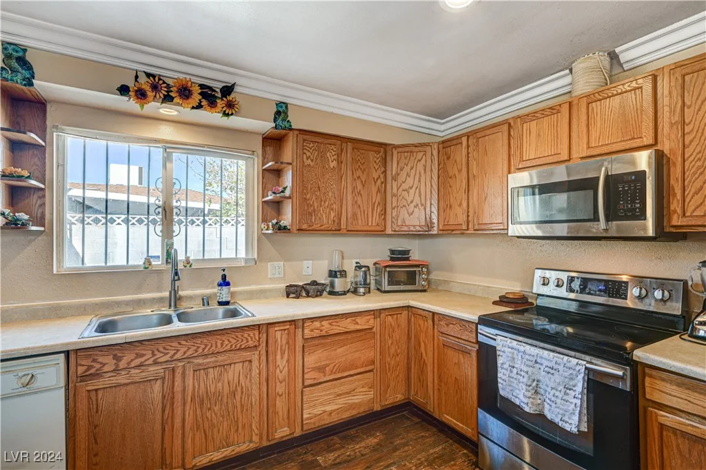 208 Prince, Las Vegas, NV 89110