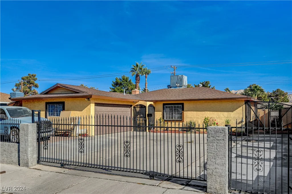 208 Prince, Las Vegas, NV 89110