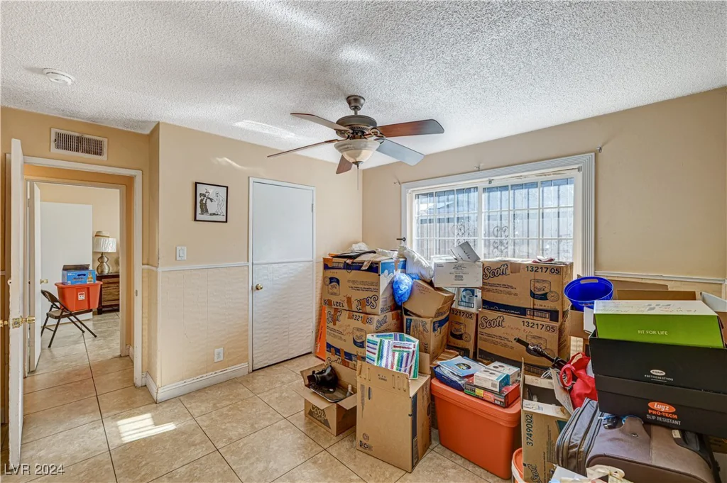 208 Prince, Las Vegas, NV 89110