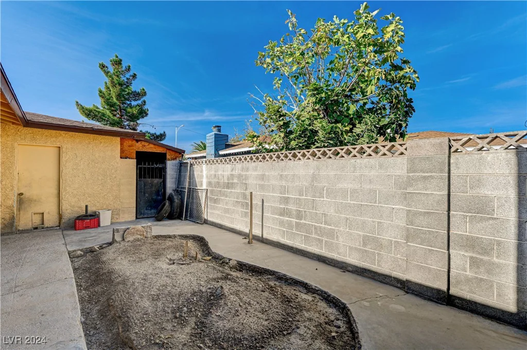 208 Prince, Las Vegas, NV 89110