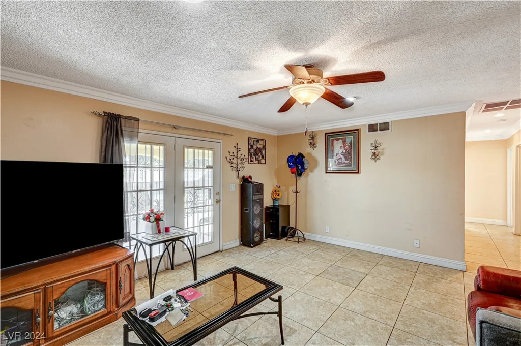 208 Prince, Las Vegas, NV 89110