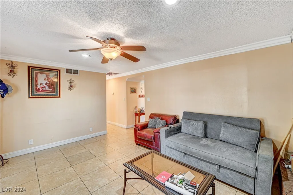 208 Prince, Las Vegas, NV 89110