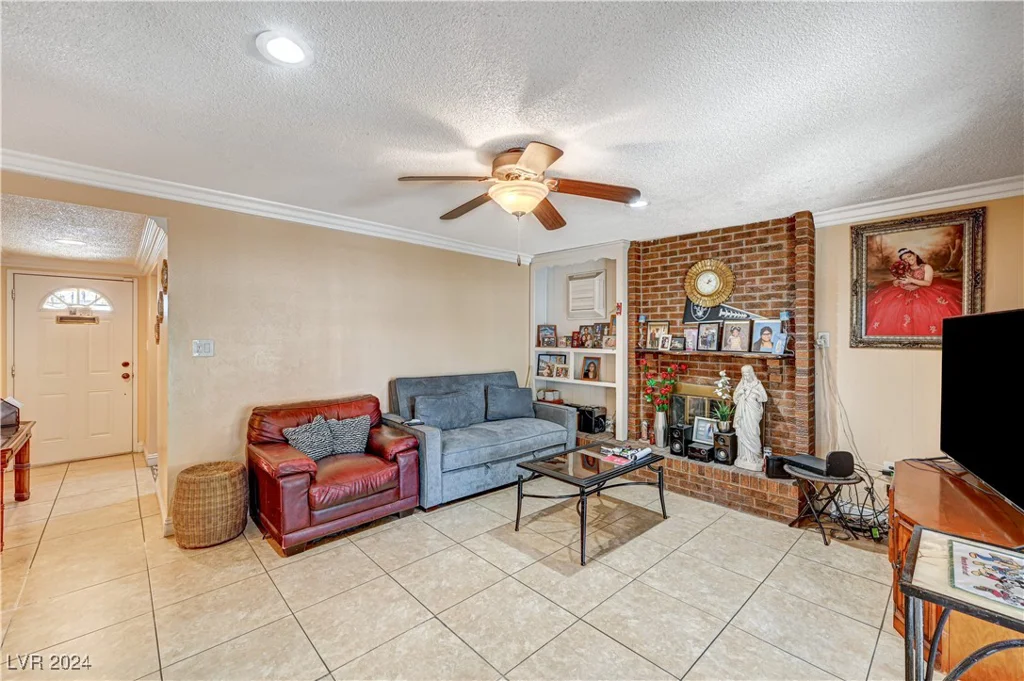 208 Prince, Las Vegas, NV 89110