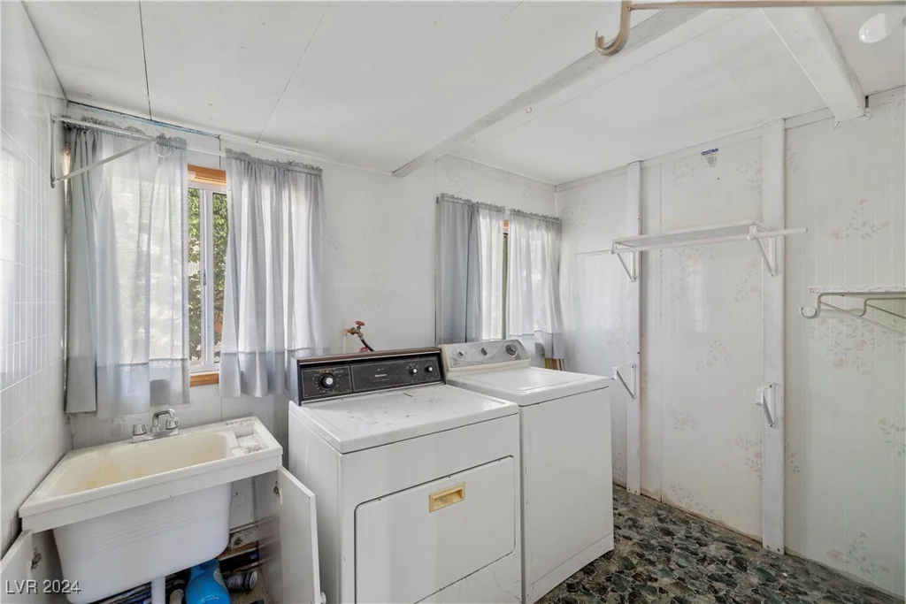 200 Hoyt, Beatty, NV 89003