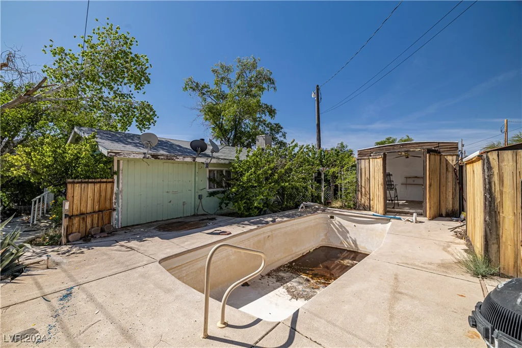 200 Hoyt, Beatty, NV 89003