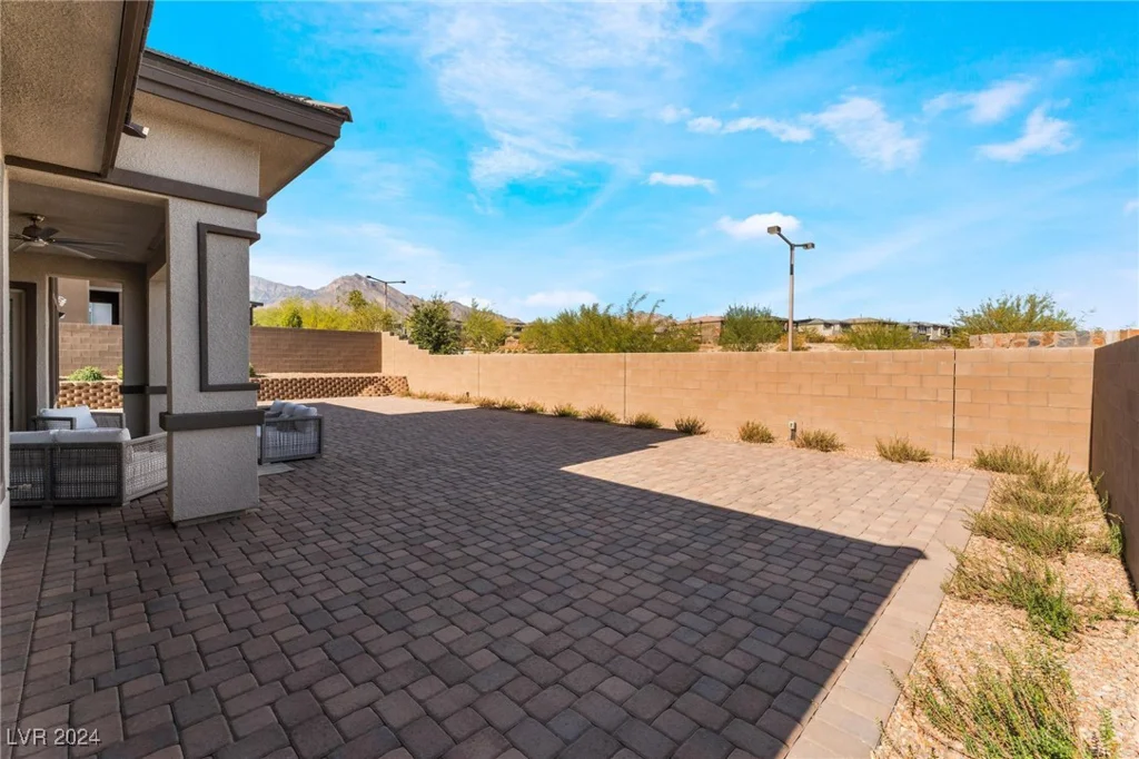 12446 Brass Ridge, Las Vegas, NV 89138