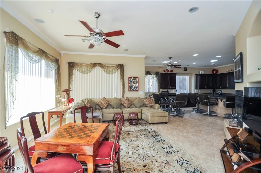 10385 Luna Magico, Las Vegas, NV 89135
