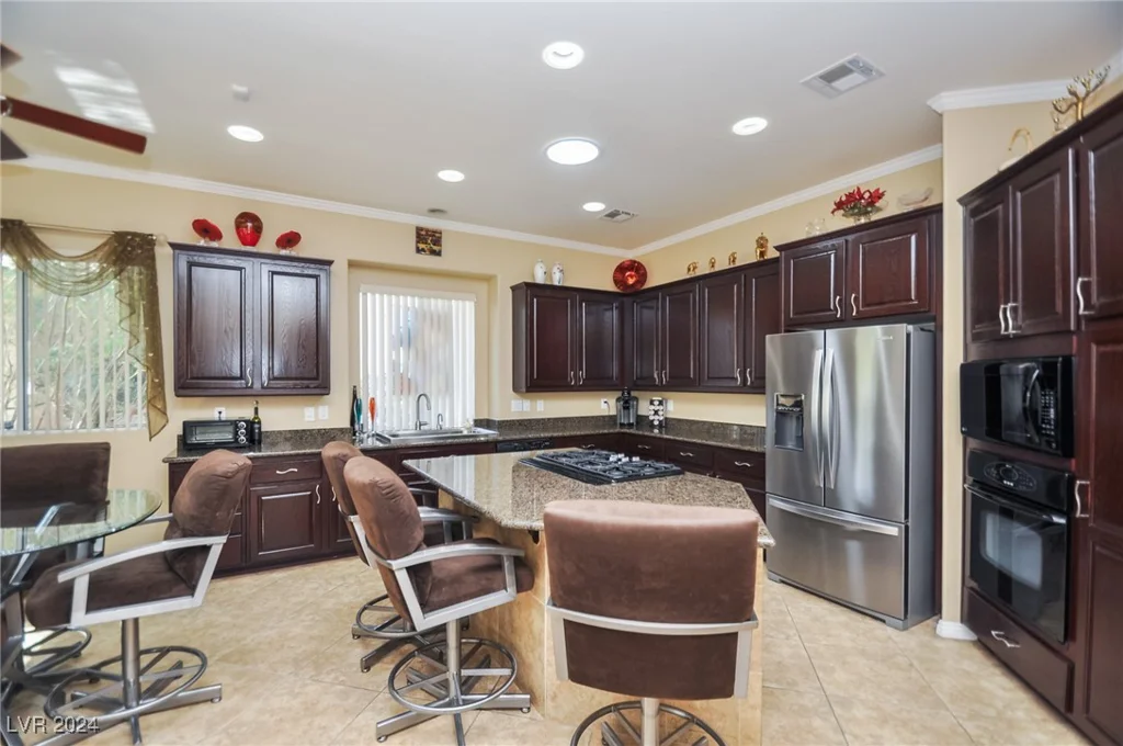 10385 Luna Magico, Las Vegas, NV 89135