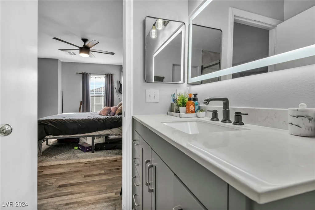 6240 Oread, Las Vegas, NV 89139
