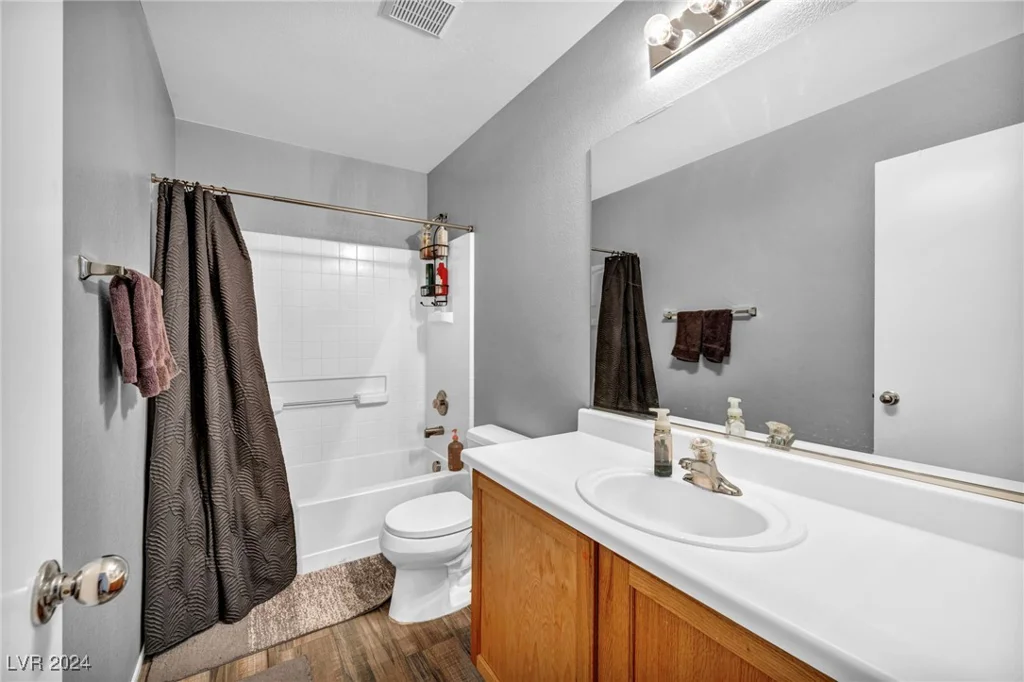6240 Oread, Las Vegas, NV 89139