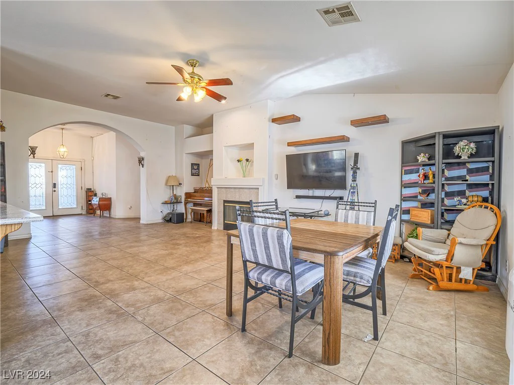 6209 Peggotty, Las Vegas, NV 89130