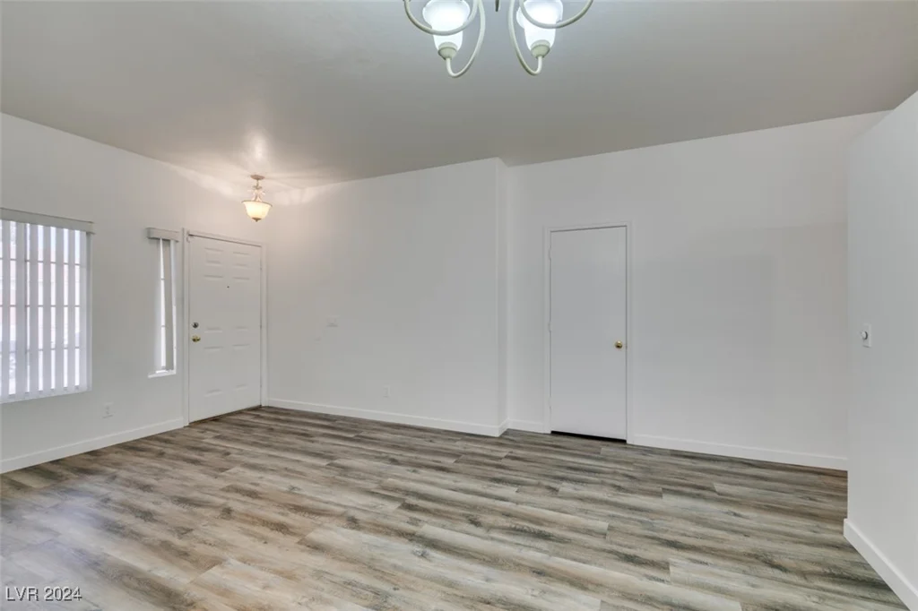 6214 Osaka Pearl, North Las Vegas, NV 89031