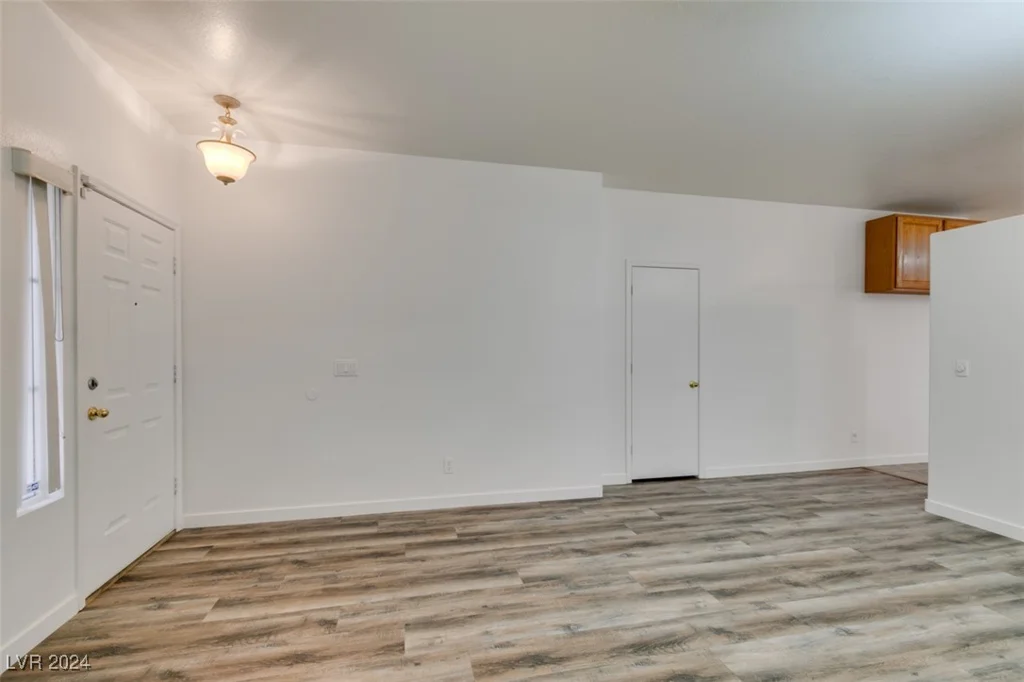 6214 Osaka Pearl, North Las Vegas, NV 89031