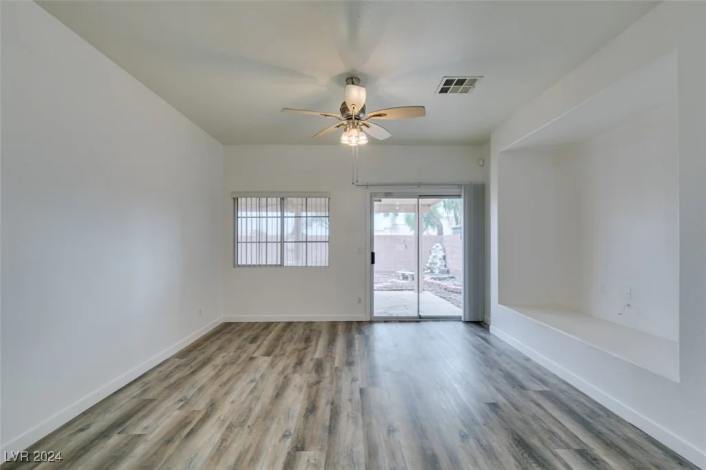 6214 Osaka Pearl, North Las Vegas, NV 89031