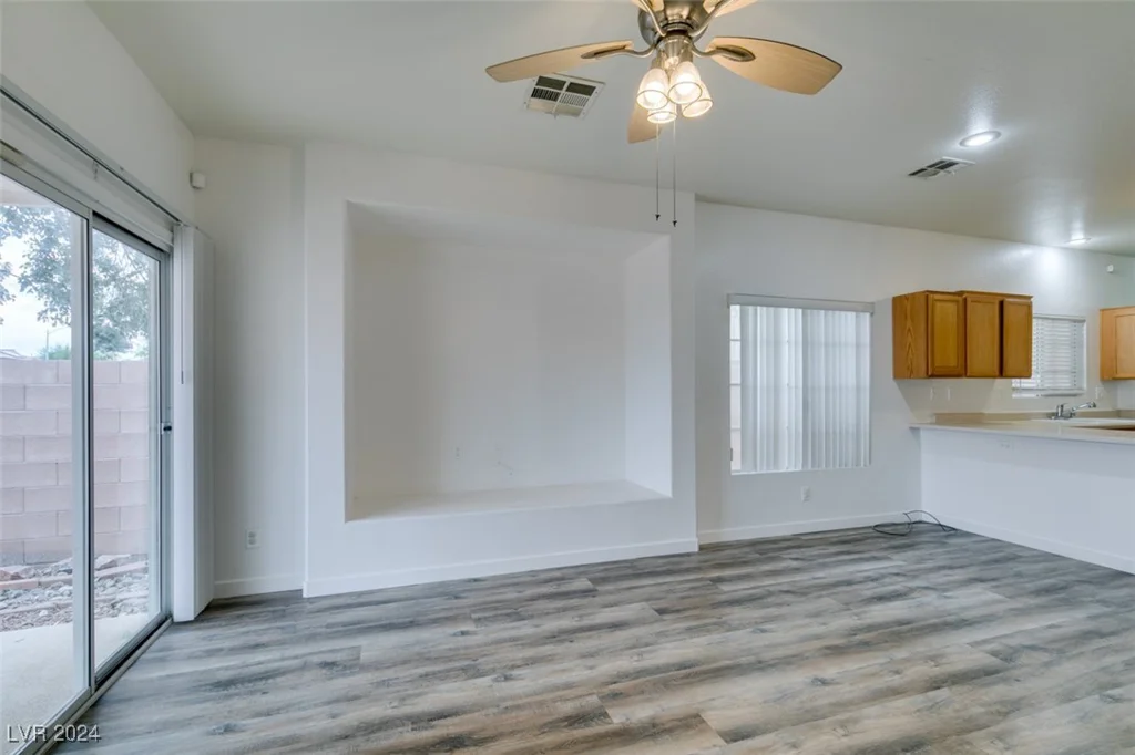 6214 Osaka Pearl, North Las Vegas, NV 89031