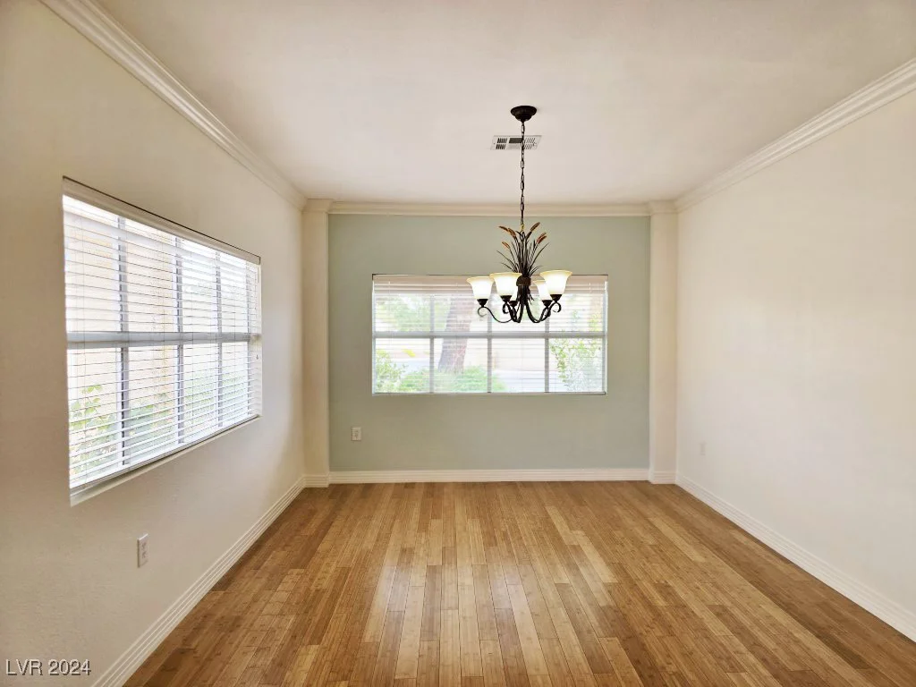 333 Mill Hollow, Las Vegas, NV 89107