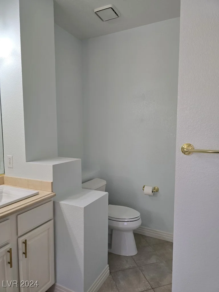 333 Mill Hollow, Las Vegas, NV 89107