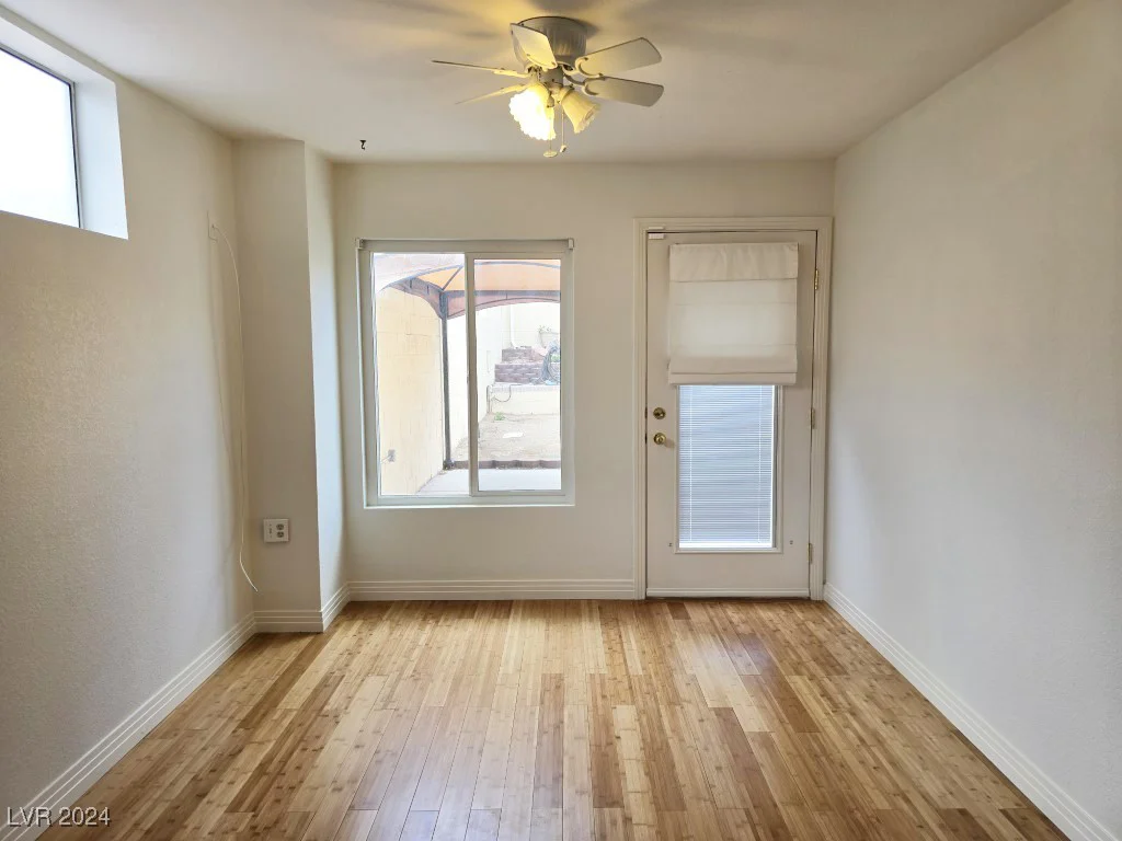333 Mill Hollow, Las Vegas, NV 89107