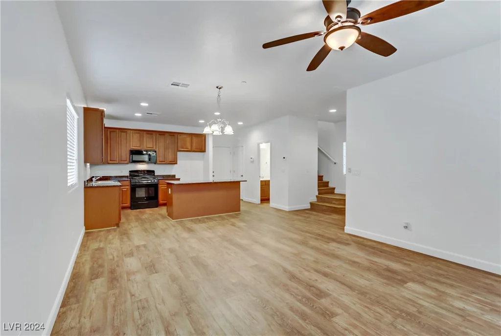 7733 Lively Loom, Las Vegas, NV 89149