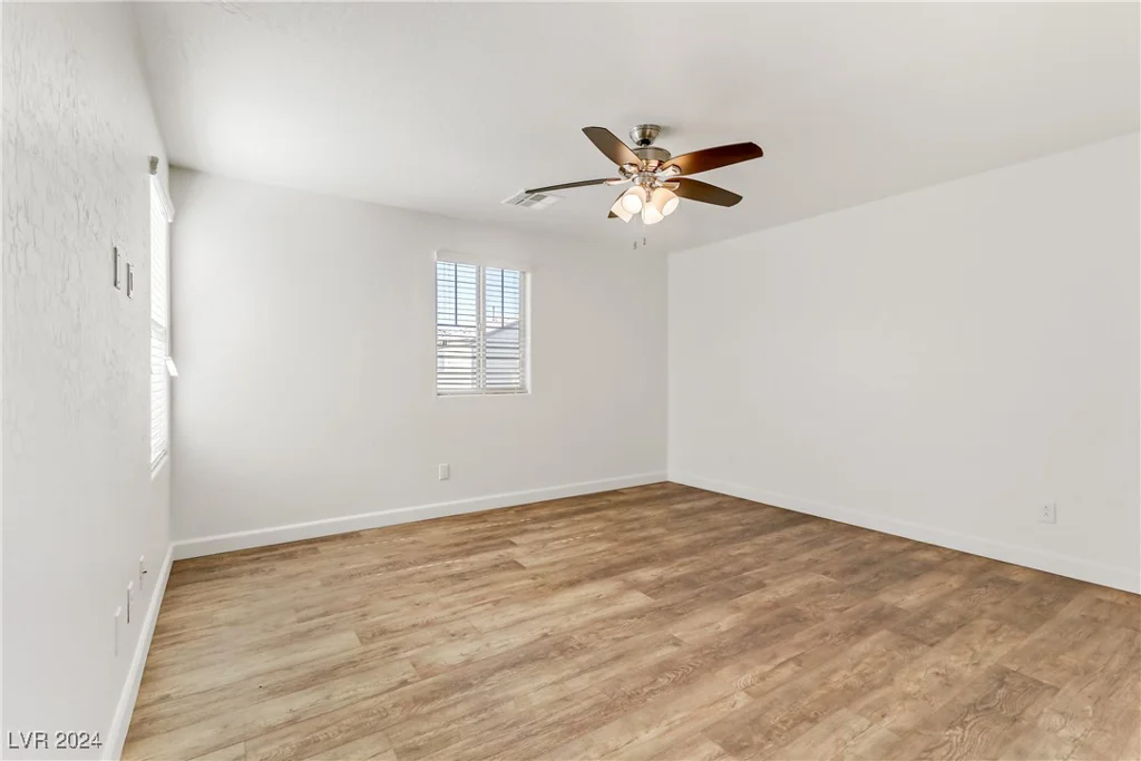 7733 Lively Loom, Las Vegas, NV 89149