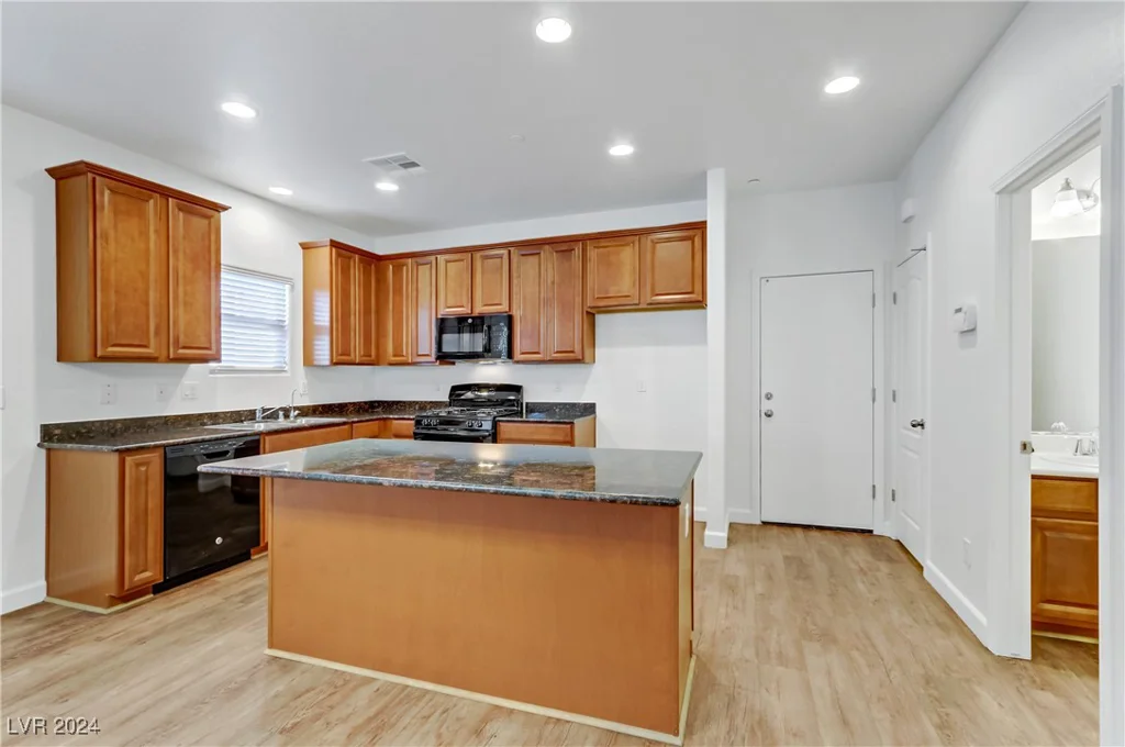 7733 Lively Loom, Las Vegas, NV 89149
