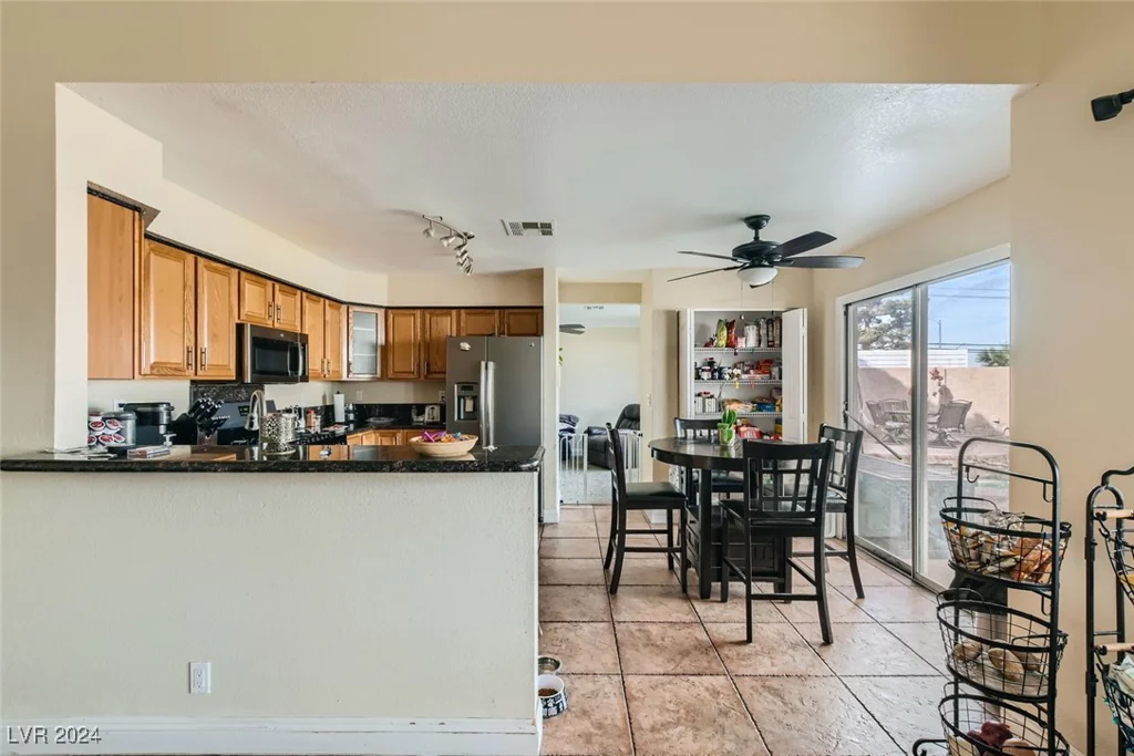 1450 Watercreek, North Las Vegas, NV 89032