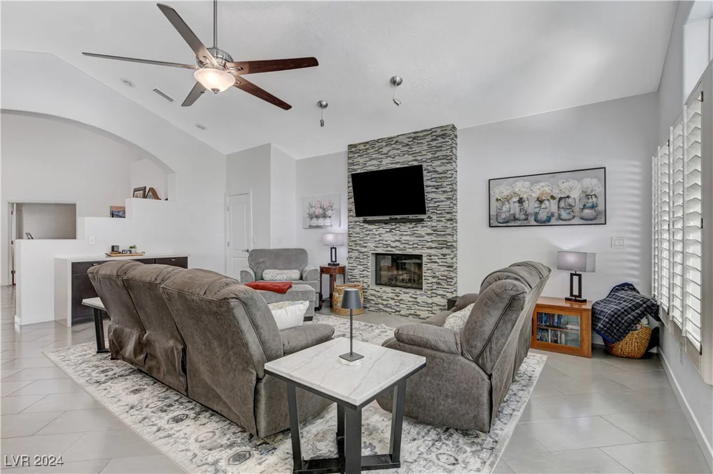 8128 Bay Harbor, Las Vegas, NV 89128