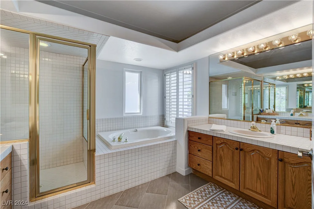 8128 Bay Harbor, Las Vegas, NV 89128