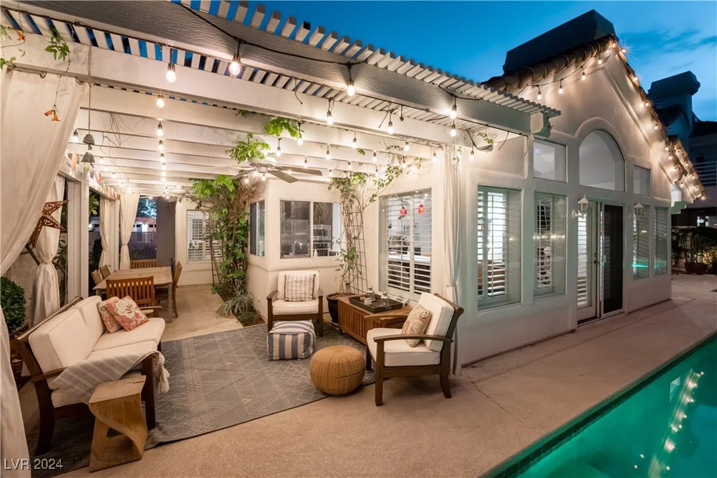 8128 Bay Harbor, Las Vegas, NV 89128